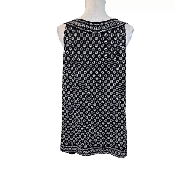 Max Studio Black And White Blouse Large Geometric Polka Dot Flowers Jersey Tank - Picture 3 of 5